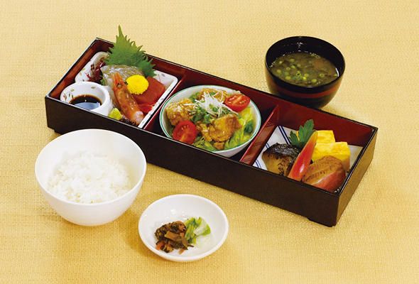 2017夏_松花堂弁当_590_400.jpg
