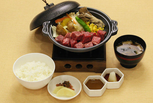 2018冬_590_400_陶板焼き.jpg