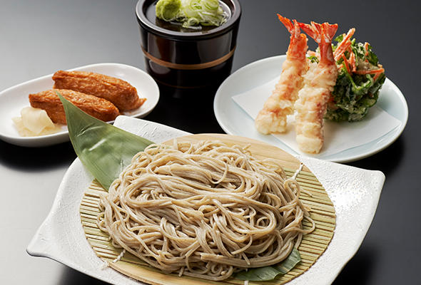 2021夏_590_400_手打ち蕎麦とかき揚げ・海老天.jpg